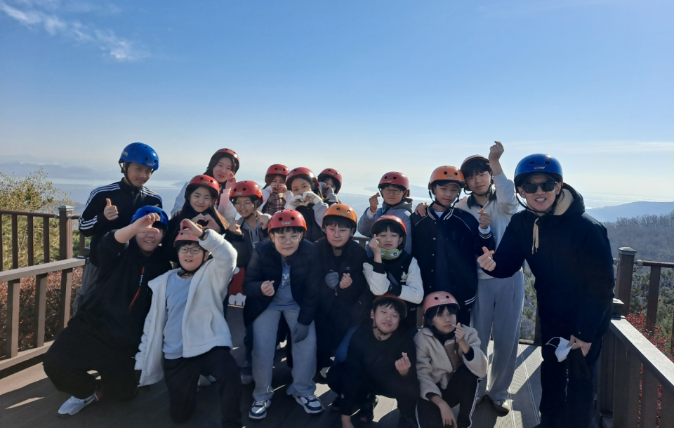 elementary 2 image 11